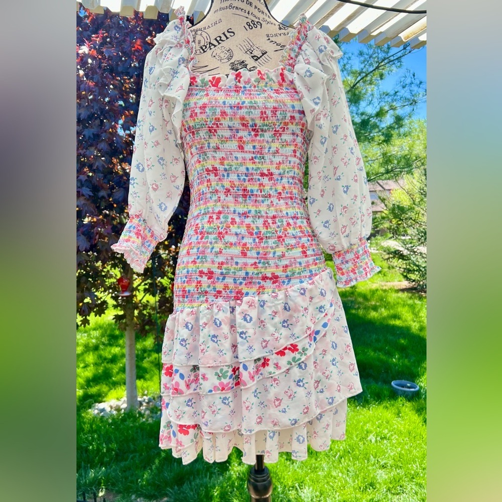 🌸This oh-so-pretty LoveShackFancy mini dress mixes prints in a lovely…new
